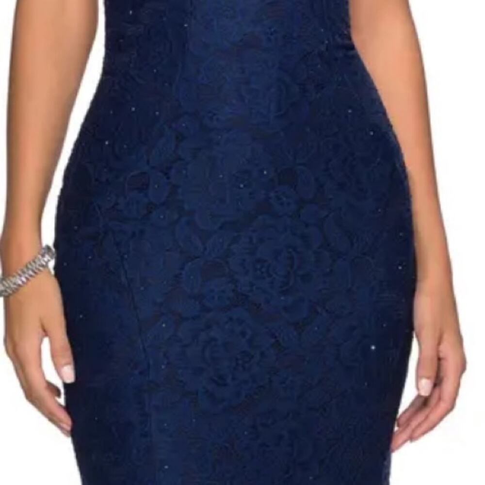 NEW La Femme Navy Blue Lace Mermaid Formal Dress Gown - Picture 6 of 8
